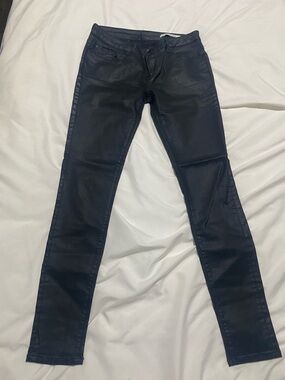 Zara Women’s Black Coated Skinny Jeans